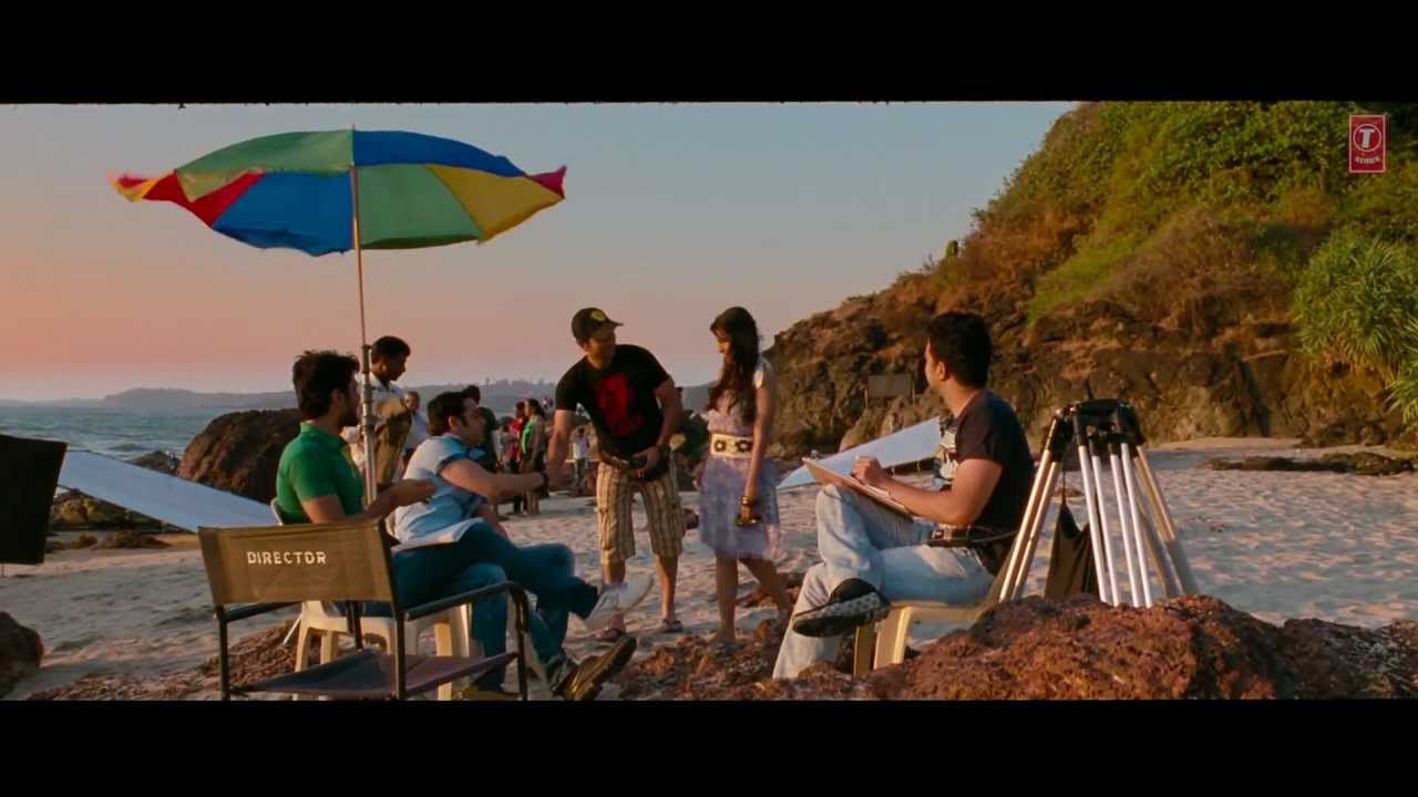 Baawara Man Kuch Na Jane Lyrics | Chal Pichchur Banate Hain | Sunidhi Chauhan, Shaan | Gaurav Dagaonkar