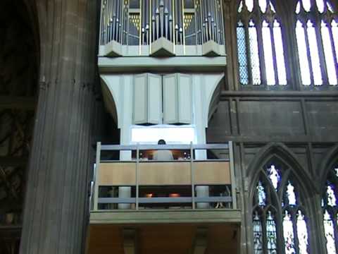 John Keys organist plays 