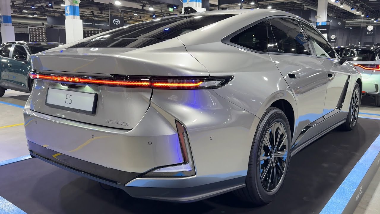 New LEXUS ES 2026 - FULL in-depth REVIEW (European ...