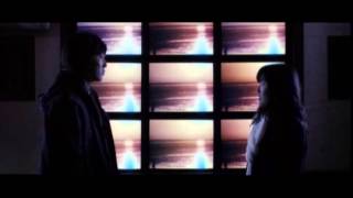 How To Live on Earth (2009, 지구에서 사는 법) (English Subtitled trailer)