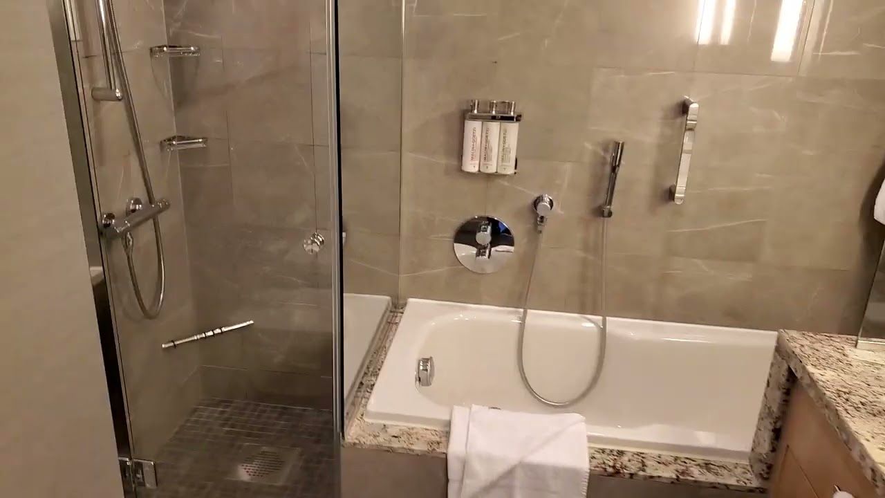 Symphony of the Seas - Cabin 14644 - Video 2