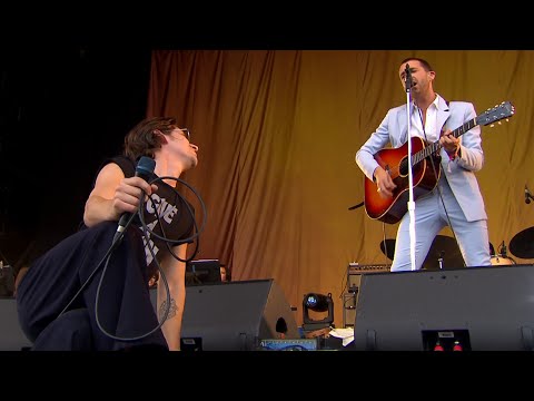 The Last Shadow Puppets - The Meeting Place @ Glastonbury 2016