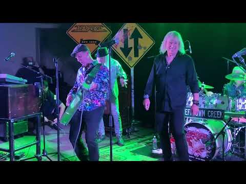 Never been Any reason Head East W/  John Schlitt 10/5/2024 50th Anniversary Steelville Mo.