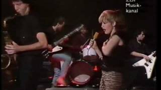 Blue Angel (Cyndi Lauper) - Maybe He&#39;ll Know - German TV (1980)