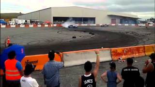 preview picture of video 'D1NZ Round 2 Whangarei 2012 - Nico Reid vs Curt Whittaker Drift'