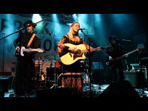 Lena Malmborg - Close to Jesus (live)