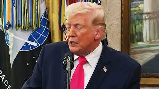 Trump so deranged, the room is STUNNED 