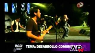 Ana Barbara y Reyli cantando en vivo Ahora Tengo