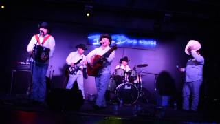 Grupo Con Todo - Besos Sin Futuro