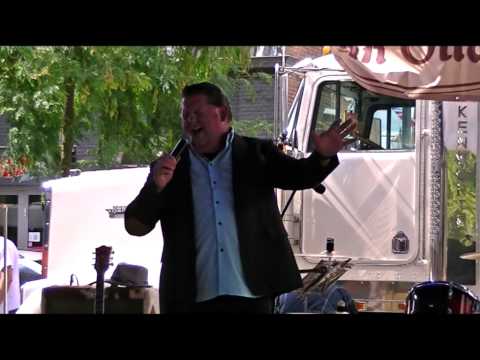 Mark elbers elvis dag " Bleu berry hill , caný stop loving you" 2013 met dank aan Henri Denkers