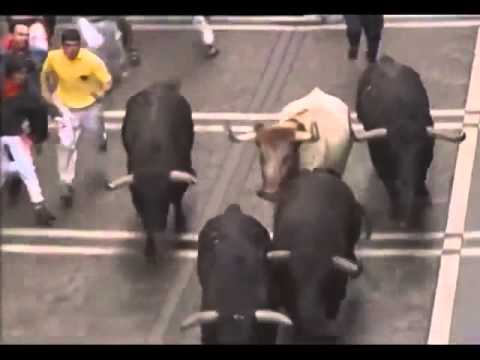 July 12 2001 encierro with Marqués de Domecq bulls in Pamplona