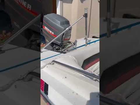 92’ Mariner 150hp 2 stroke outboard 2