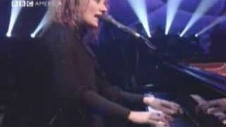 Tori Amos - Concertina Live ( Jools Holland  2001)