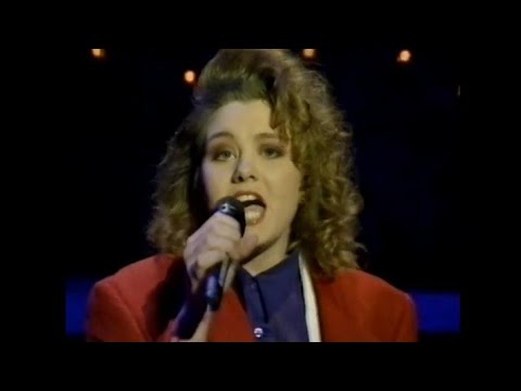 Emma - Give A Little Love Back To The World (Eurovision 1990, UNITED KINGDOM 🇬🇧) national final