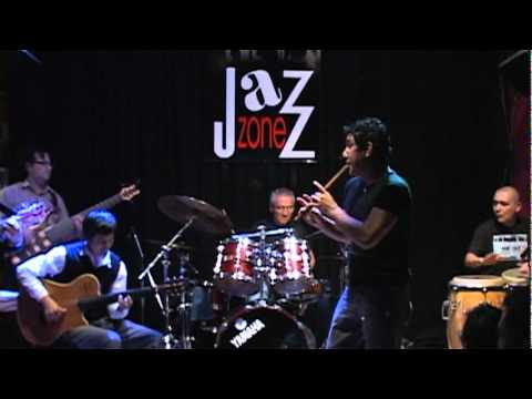 Sergio CHECHO Cuadros - EL CONDOR PASA