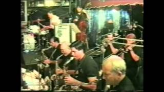 Intermission Riff  /  Stan Kenton - P.G. Doogie's