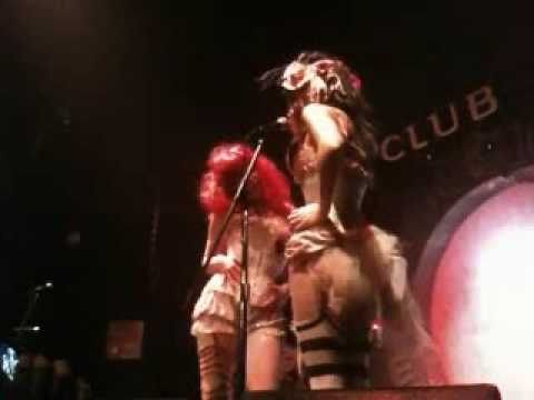 Emilie Autumn Live Los Angeles, CA The Key Club October 25, 2009 (Emilie, Maggot & Veronica)