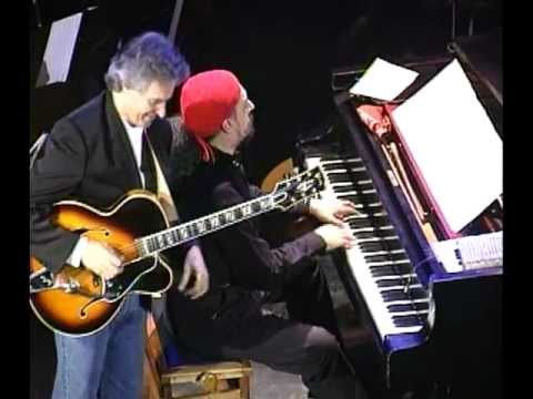 Egberto Gismonti e John McLaughlin - Frevo -  Heineken Concerts 94 - São Paulo