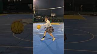 制服でバスケしてみた #basketball #handling #バスケ #streetball #jk #sports #ストリートバスケ #shorts #yuma