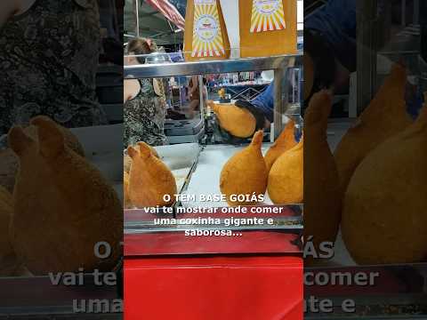 coxinha gigante na feira em Goiânia #goiás vale a pena experimentar