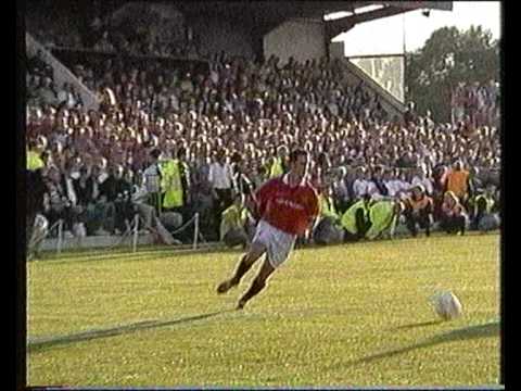Omagh Town vs Man Utd, United for Omagh,3rd Aug. 1999 (2 of 3 )