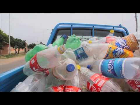 Okom kamere (2017) - Kuće od otpada - Srijeda 17:30