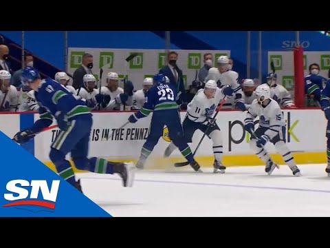 À Toronto...on ne digère pas le COUP SALAUD sur Zach Hyman...