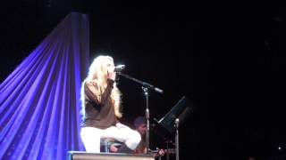 Danielle Bradbery "My Day" (Long Island 3/26/14)