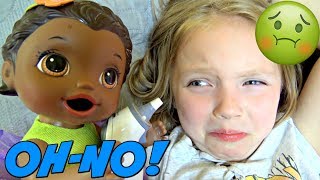 BABY ALIVE takes care of MOMMY! The Lilly and Mommy Show. The TOYTASTIC Sisters. FUNNY SKIT