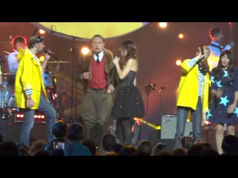 Les Canards en plastique - Pierre & Charles Souchon (feat Rose) - Le Soldat Rose 2 @Zénith de Nantes