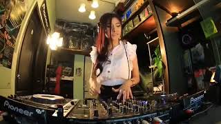 Download lagu Dj aicha station surabaya 2018 mp3