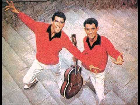 download lagu mp3 mp4 Quince Años Tiene Mi Amor, download lagu Quince Años Tiene Mi Amor gratis, unduh video klip Quince Años Tiene Mi Amor