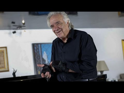 "Magische Handschuhe": Pianist spielt wieder