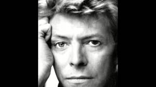 Guy Garvey Lets dance (acoustic Bowie cover)