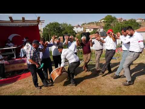 Emre Altaş - Halay Yare Gidem - Dağlar Dağladı Beni - Bugün Ayın Işığı - Çaresizim Çaresiz - Yuh Yuh