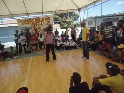 BRUNO LUIZ  vs Sr PASSOS | POPPING | SALVADOR CITY BATTLE 2013