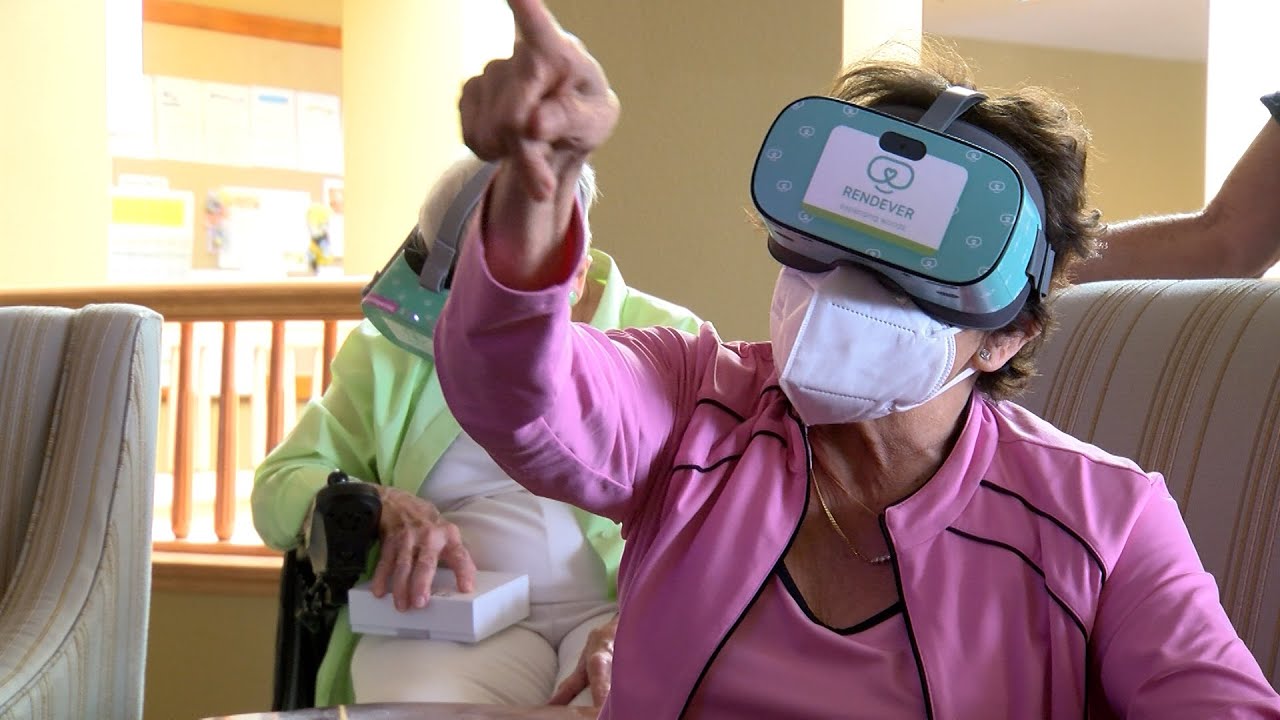 Senior community sees benefit in using virtual reality