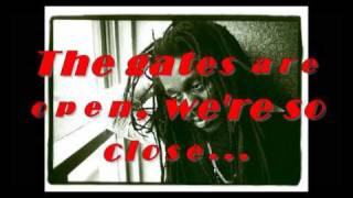 Dennis Brown - Get To Love In Time