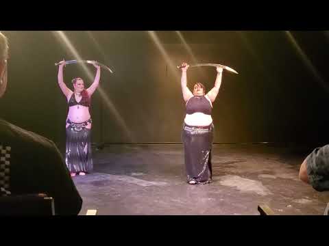 @hayatidance9117 and @MovementUndine perform Bohemian blade improv style created by Belladonna