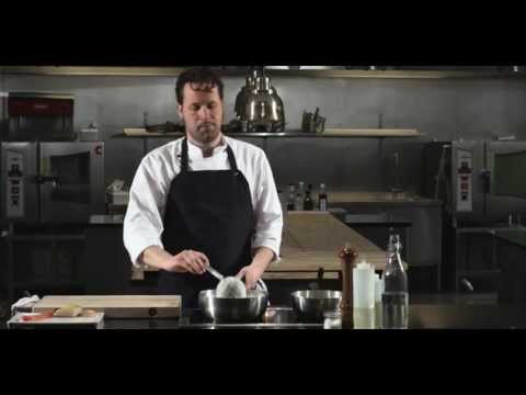 Fiskesuppe - Matfilm fra Gladmat 2013 med Anders Berg Marcussen fra Straen Fiskerestaurant