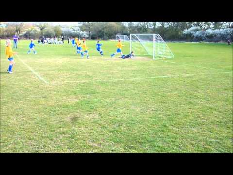 Hook v Esher Colts 1 April 2012 116 mb.wmv