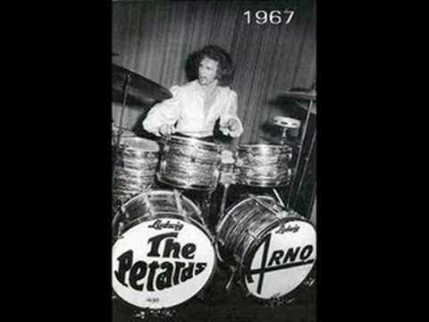 The PETARDS mit Schlagzeugsolo ARNO