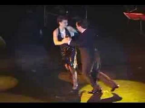  Giselle Anne  and  Gustavo Naveira  are  dancing  to  the  milonga  "  Mano Brava  "