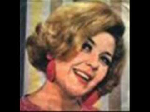 Nesrin SİPAHİ-Yine Bir Gül Nihâl Aldı Bu Gönlümü (RAST)R.G.