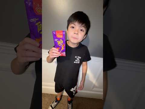 Trying The New TAKI Lollipop!