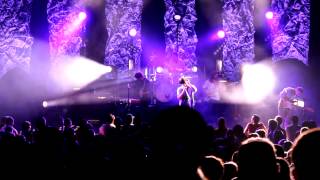 Young the Giant LIVE - Teachers (NEW SONG)