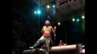 ALBOROSIE - PLAY FOOL (TO CATCH WISE) - BOLOGNA STRUMMER LIVE FESTIVAL - 5 LUGLIO 2013