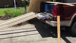 Truck bed ramp for loading and unloading heavy objects