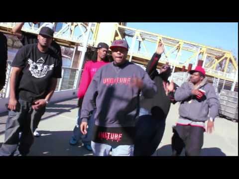 Biggmann "Give it up" featuring J Ali & Lace Leno (OFFICIAL VIDEO)