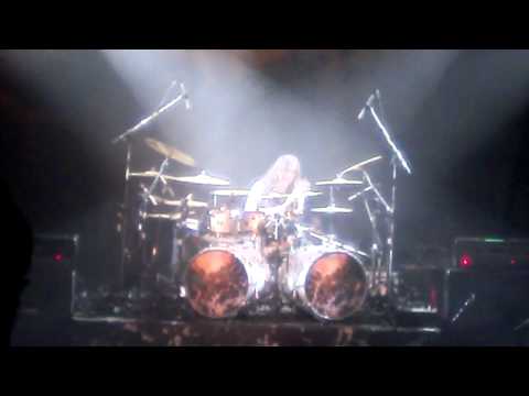 Angra - Carolina IV live in Paris 27/02/2011